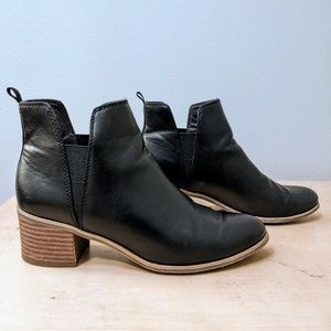 Dr. Scholl's Teammate Faux Leather Ankle Booties